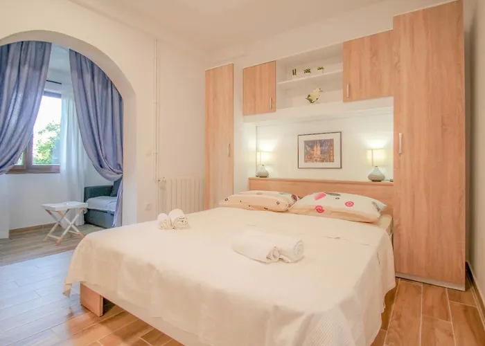 Lucia Lejlighed Novigrad Istria