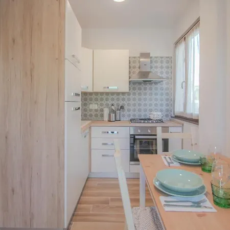 Lucia Apartment *