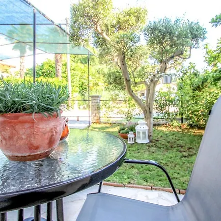 Lucia Apartment *
